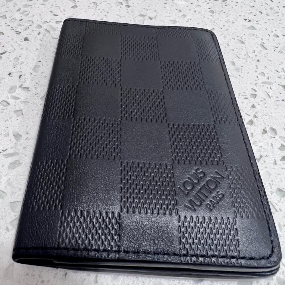 Louis Vuitton Bifold Card Holder Wallet Black *GOOD CONDITION*